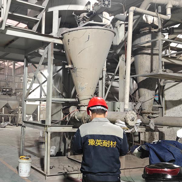 How to Choose Refractory Lining for Cement Kiln?/uploadfile/news/f7f7e2973c71c565b9bbca7dad44b9ef.jpg